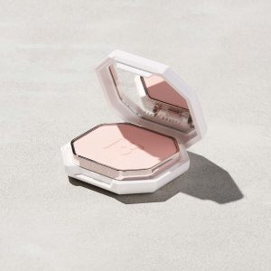 Pro Filt'r Soft Matte Powder Foundation — #110