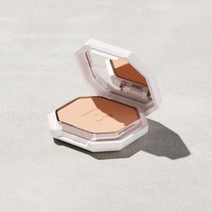 Pro Filt'r Soft Matte Powder Foundation — #180
