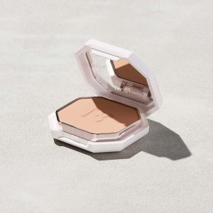 Pro Filt'r Soft Matte Powder Foundation — #200