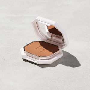 Pro Filt'r Soft Matte Powder Foundation — #370