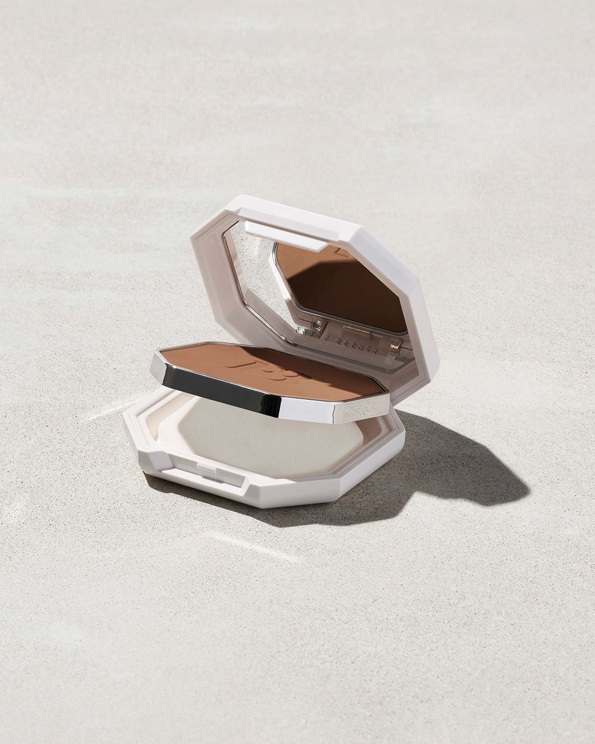 Pro Filt'r Soft Matte Powder Foundation — #235 - Image 5