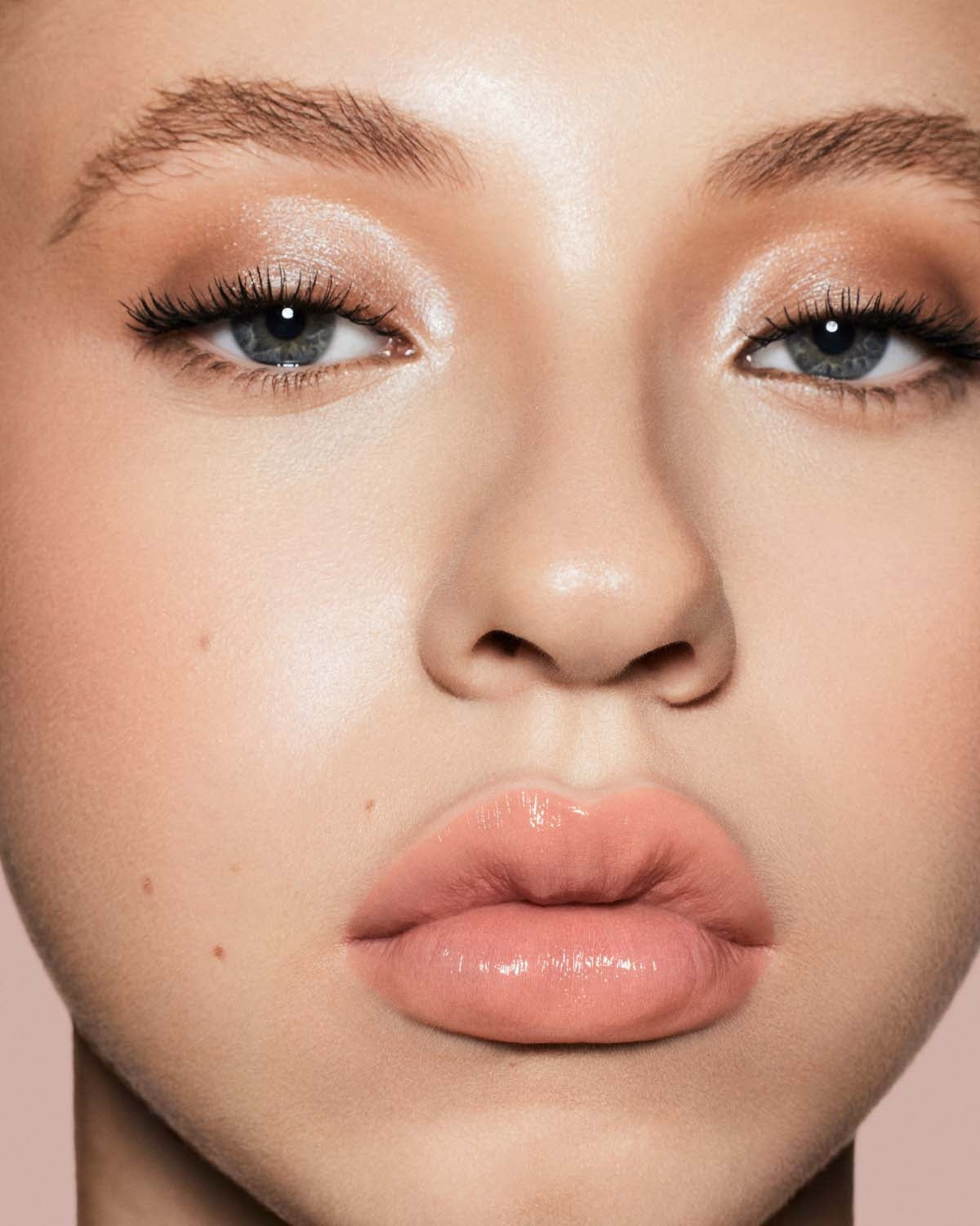 Gloss Bomb Stix High-Shine Gloss Stick — Two'Lip Kiss - Image 2