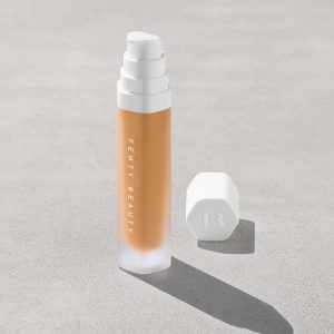 Soft'lit Naturally Luminous Longwear Foundation — 330