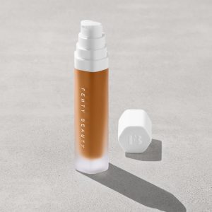 Soft'lit Naturally Luminous Longwear Foundation — 390