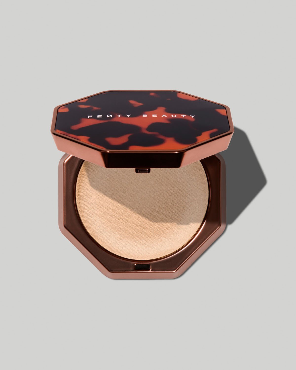 Sun Stalk'r Soufflé Pressed Mousse Cream Bronzer — Suga Cookie